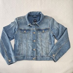 GAP girls softer, light weight denim jacket Size Large